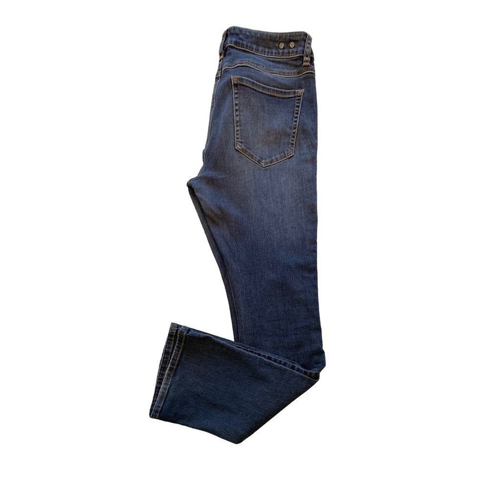 6 Cabi Women's Jeans Style 916R Medium Wash Denim Bootcut 31" Inseam